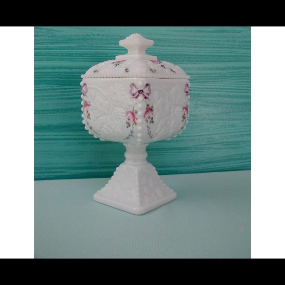 Westmoreland Vintage Milk Glass candy Dish